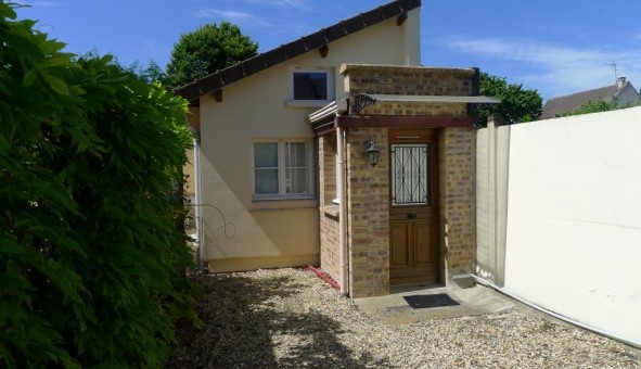 Logement tudiant Location Studio Vide Boisemont (95000)