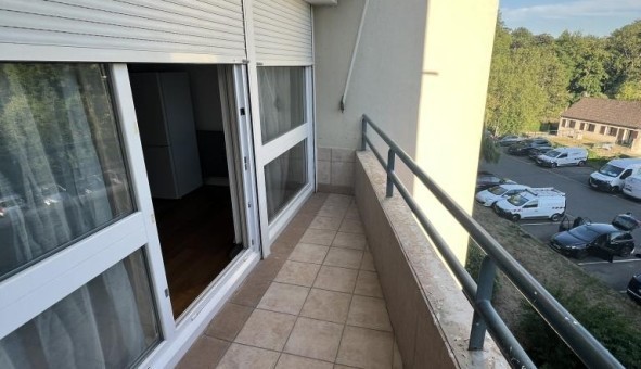 Logement tudiant Studio à Boissettes (77350)