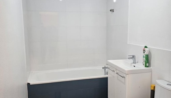 Logement �tudiant Studio &agrave; Boissettes (77350)