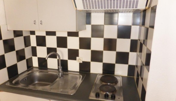 Logement tudiant Studio à Bordeaux (33300)
