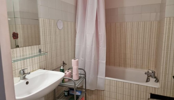 Logement tudiant Studio à Bordeaux (33300)