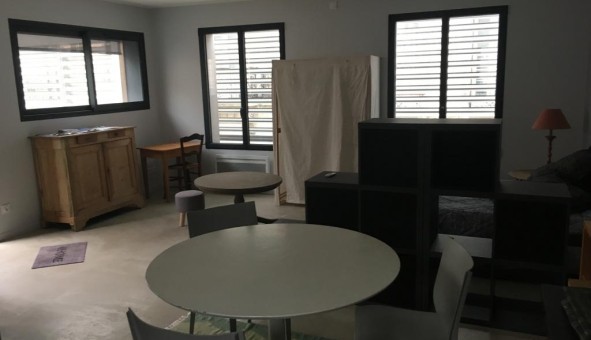 Logement tudiant Studio à Bordeaux (33300)