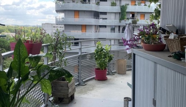 Logement tudiant Studio à Bordeaux (33300)