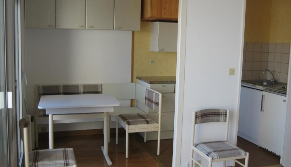 Logement tudiant Location Studio Vide Bordeaux (33300)