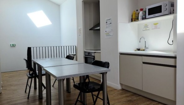 Logement tudiant Studio à Bordeaux (33300)