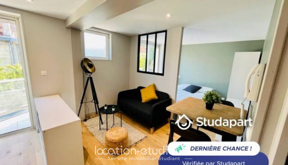 Logement tudiant Location Studio Meublé Bordeaux (33300)