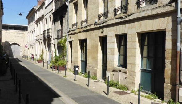 Logement tudiant Location Studio Vide Bordeaux (33300)
