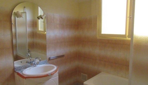 Logement �tudiant Studio &agrave; Bordeaux (33300)