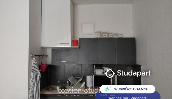 Logement tudiant Location Studio Meublé Bordeaux (33300)