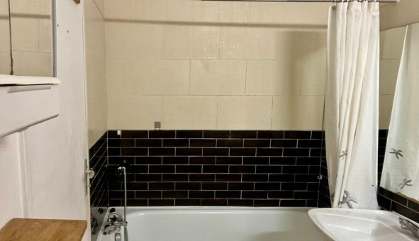 Logement �tudiant Studio &agrave; Bordeaux (33300)
