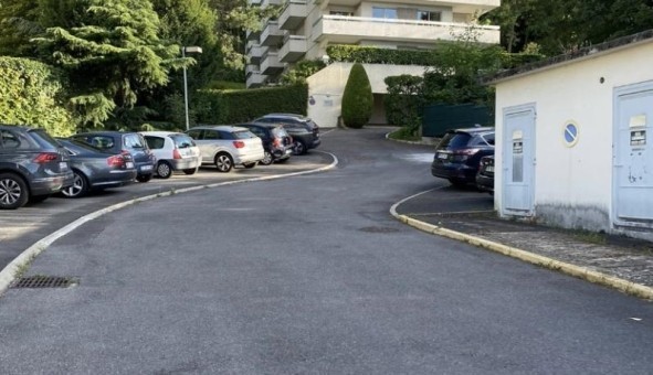 Logement �tudiant Studio &agrave; Bougival (78380)