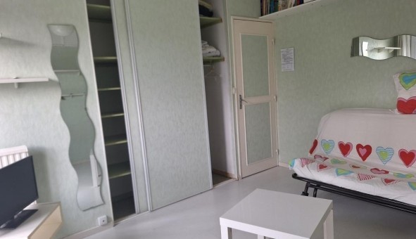 Logement tudiant Studio à Boulay les Barres (45140)