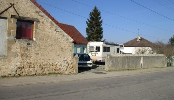 Logement tudiant Studio à Bourbon l'Archambault (03160)