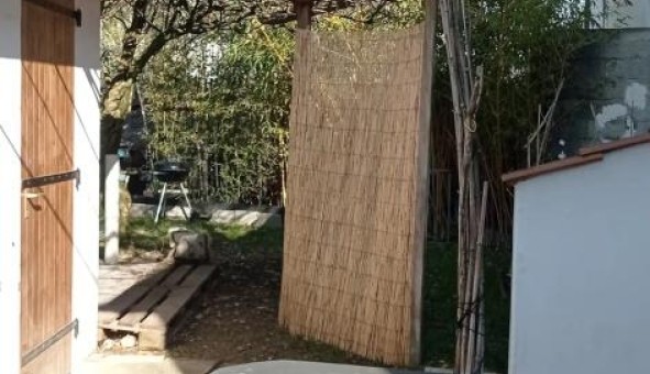 Logement �tudiant Studio &agrave; Bourg en Bresse (01000)