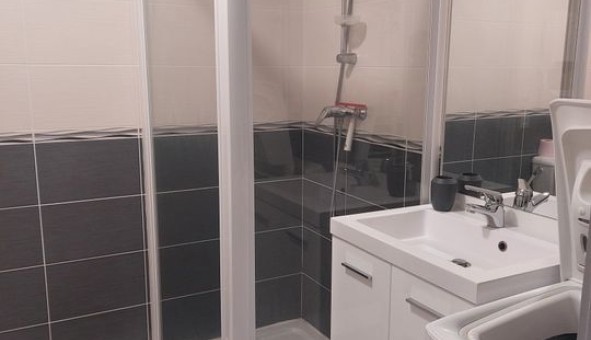 Logement �tudiant Studio &agrave; Bourg en Bresse (01000)