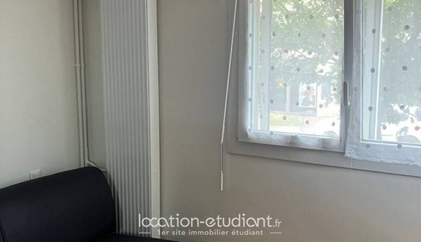 Logement étudiant Location Studio Meublé Bourg la Reine (92340)