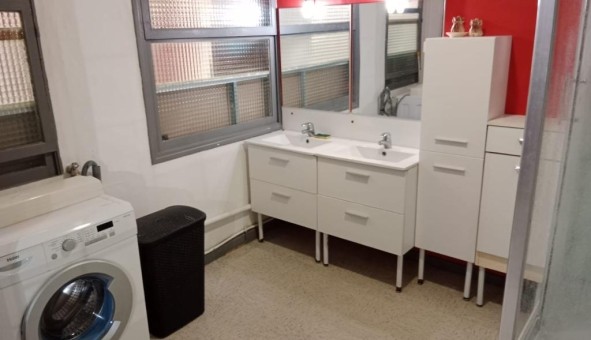 Logement tudiant Studio à Bourg ls Valence (26500)