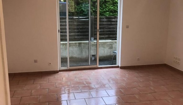 Logement tudiant Location Studio Vide Bourg ls Valence (26500)