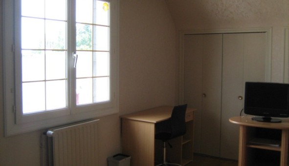 Logement tudiant Studio à Bourgbarr (35230)