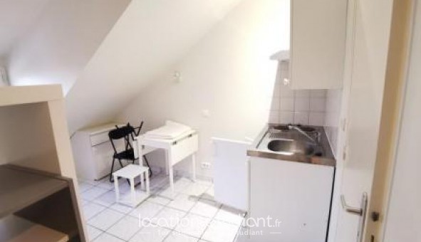 Logement tudiant Studio à Bourges (18000)