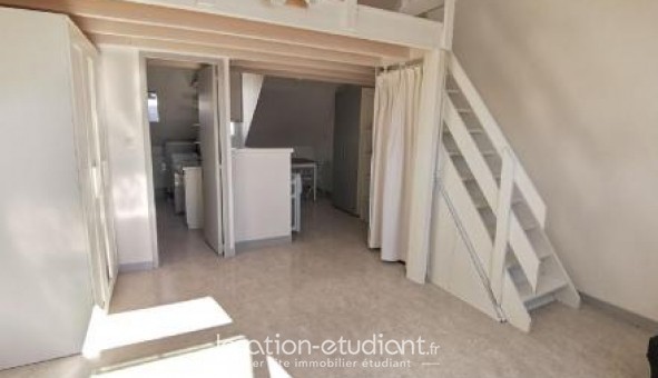 Logement étudiant Studio à Bourges (18000)