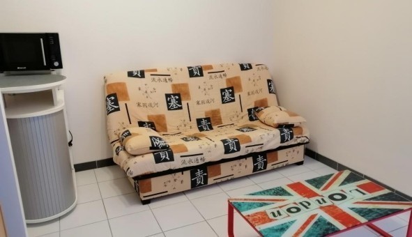 Logement tudiant Studio à Bourges (18000)