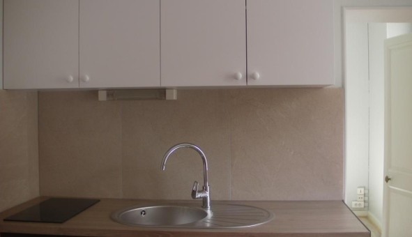 Logement tudiant Studio à Bourges (18000)