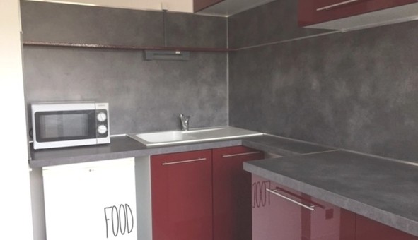 Logement tudiant Location Studio Vide Bourges (18000)