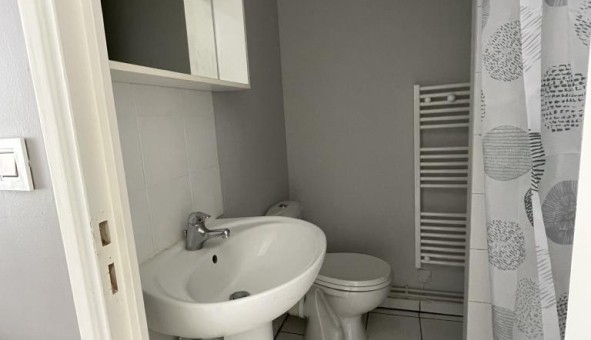 Logement tudiant Studio à Bourges (18000)
