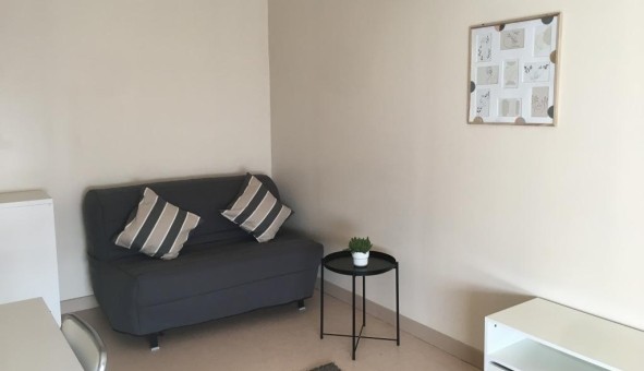 Logement tudiant Studio à Bourges (18000)