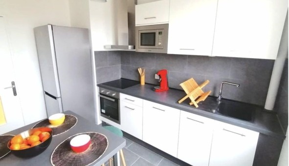 Logement tudiant Studio à Bourges (18000)