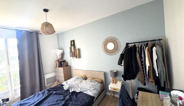 Logement tudiant Studio à Bourges (18000)