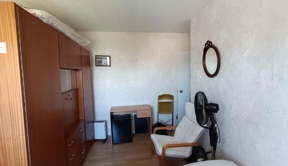 Logement tudiant Studio à Bourges (18000)