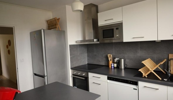 Logement tudiant Studio à Bourges (18000)