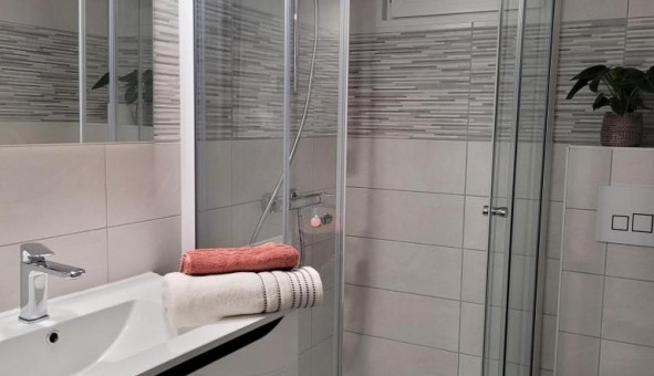 Logement tudiant Studio à Bourges (18000)