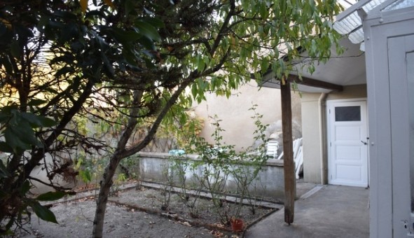 Logement �tudiant Studio &agrave; Bourges (18000)