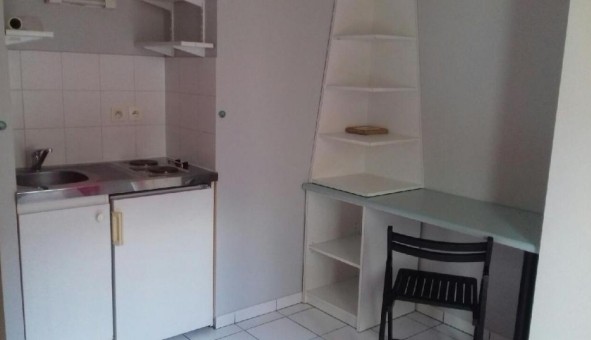 Logement �tudiant Studio &agrave; Bourges (18000)