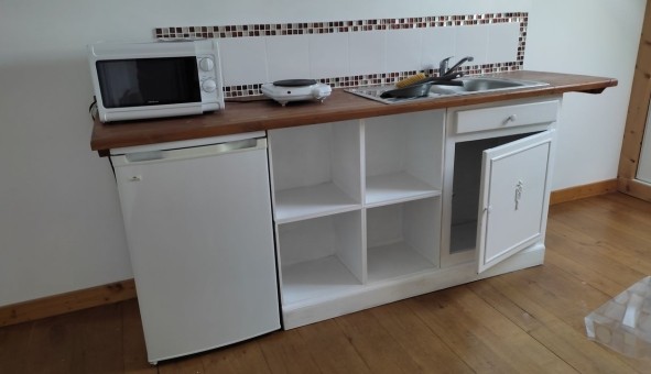 Logement �tudiant Studio &agrave; Bourges (18000)
