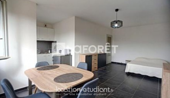 Logement tudiant Studio à Bourgoin Jallieu (38300)