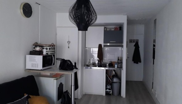 Logement tudiant Location Studio Vide Bouzigues (34140)