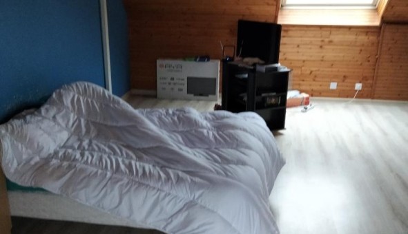 Logement tudiant Studio à Brandivy (56390)