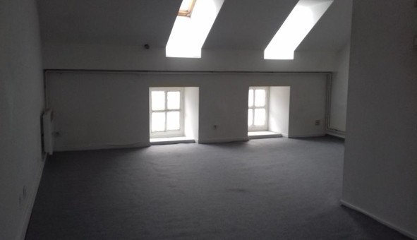 Logement tudiant Studio à Brennes (52200)