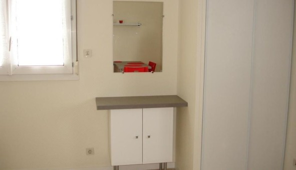 Logement �tudiant Location Studio Vide Brest (29200)