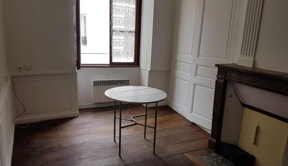 Logement �tudiant Studio &agrave; Brethenay (52000)