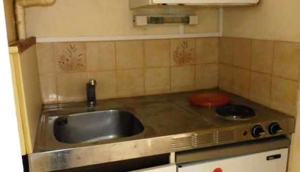 Logement �tudiant Studio &agrave; Brethenay (52000)