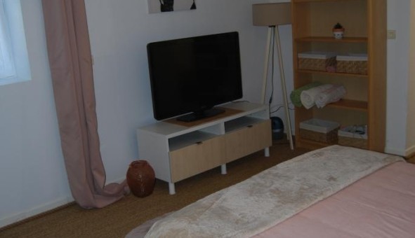 Logement tudiant Studio à Brettes (16240)