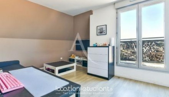 Logement tudiant Studio à Brie Comte Robert (77170)