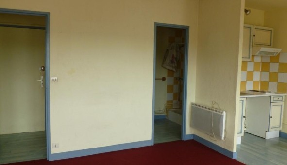 Logement tudiant Studio à Brive la Gaillarde (19100)