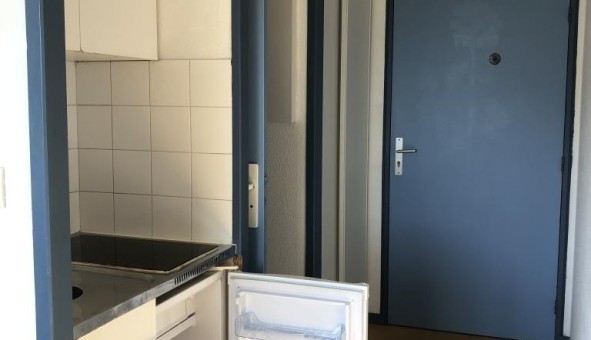Logement tudiant Studio à Bron (69500)