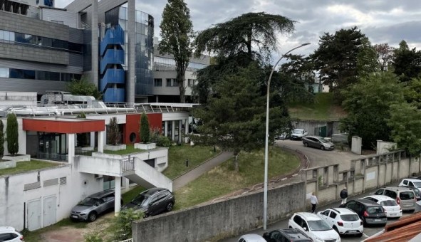 Logement tudiant Studio à Bron (69500)